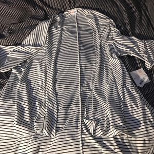 LuLaRoe Lindsey Kimono